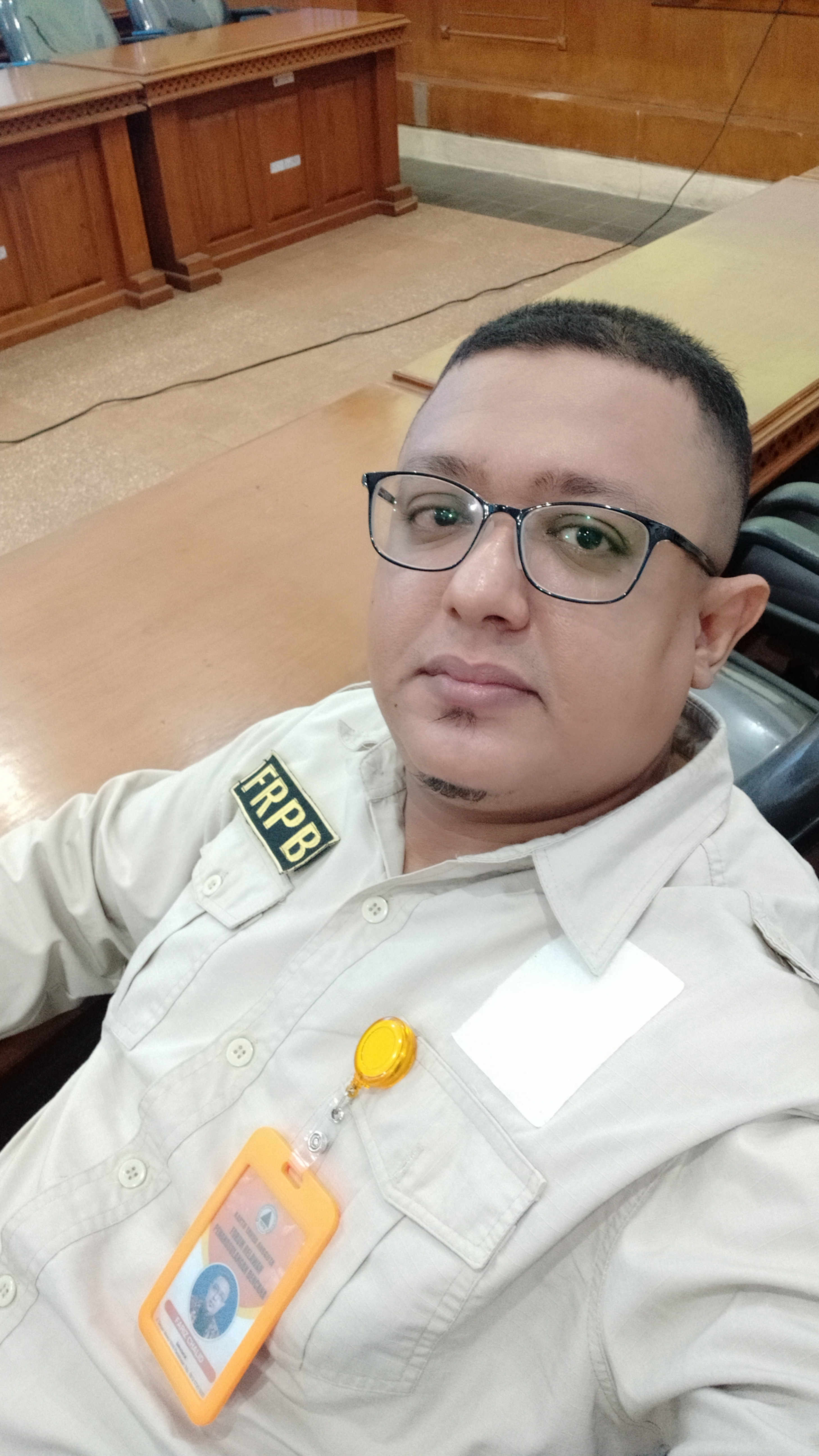 Fariz Chalid, SE