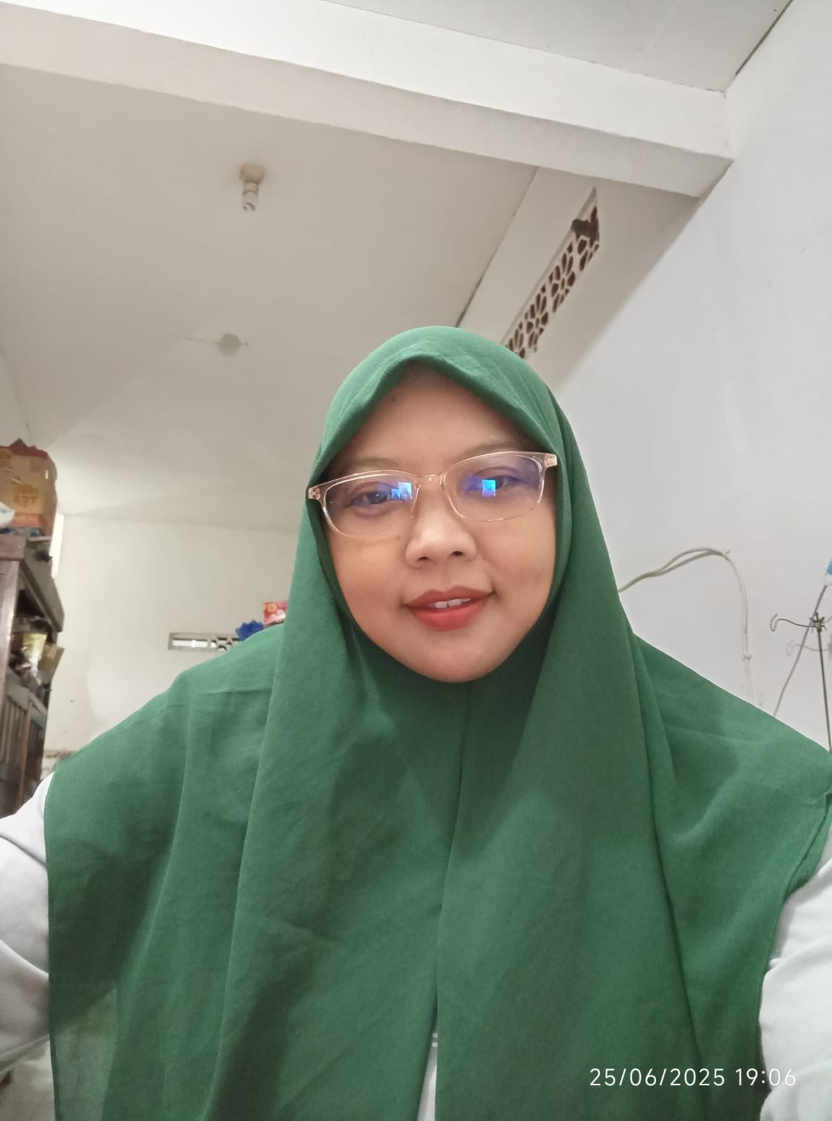 Nina Mekarsari